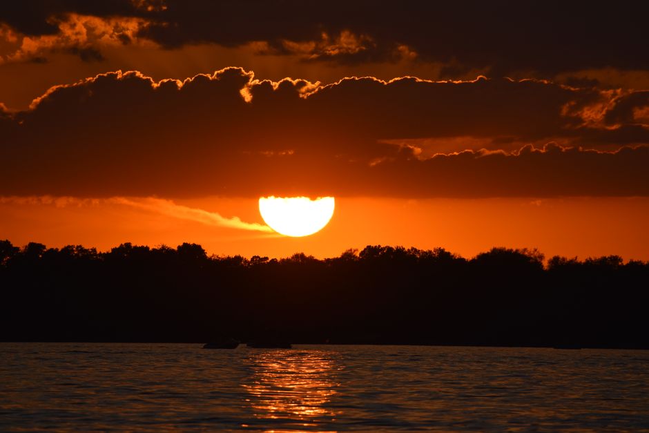 A sunset over a Wisconsin lake